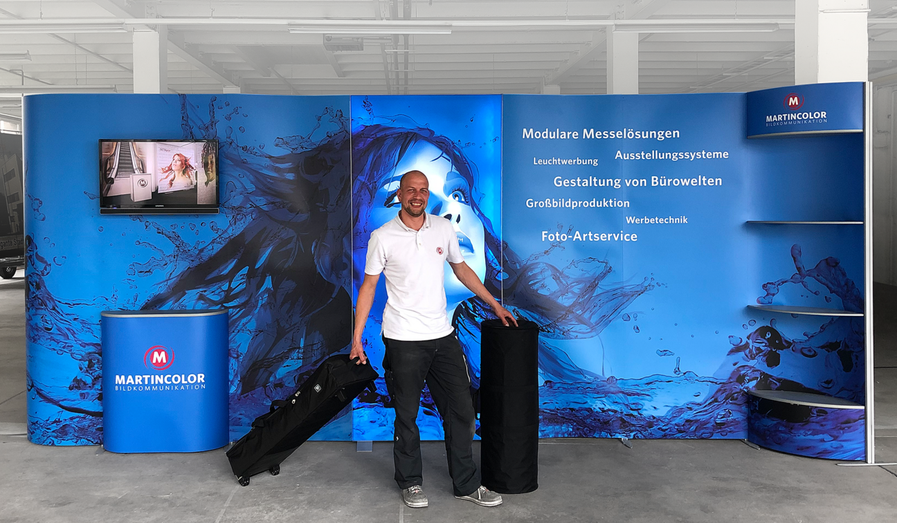 Mobile exhibition wall ISOframe Wave