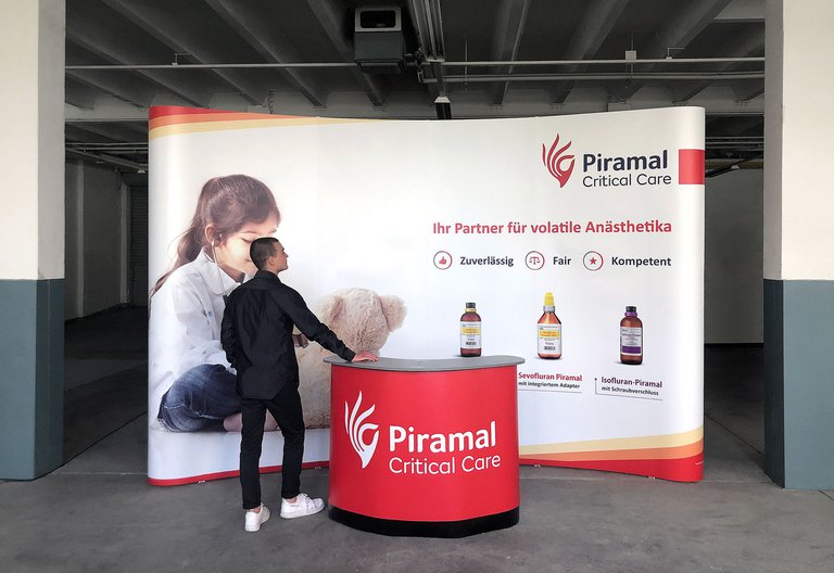 Mobile exhibition wall Expand MediaWall XL - Piramal Critical Care Deutschland GmbH Mobile exhibition wall Expand MediaWall XL - Piramal Critical Care Deutschland GmbH
